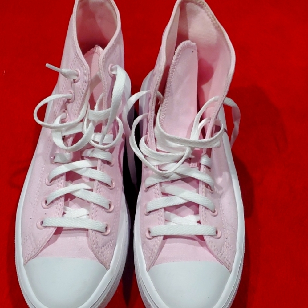 Pink platform convers